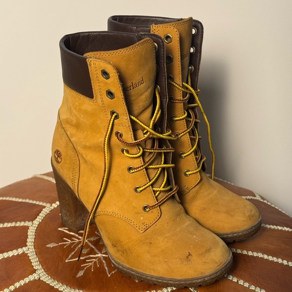 Timberland Women's Brown Lace-Up Boots - Picture 1 of 4